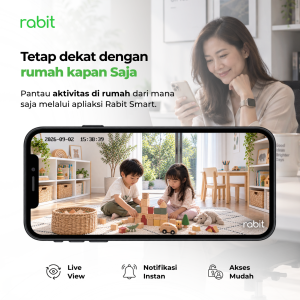 Ilustrasi ibu memantau anak-anak bermain di rumah secara langsung lewat aplikasi Rabit Smart di smartphone dengan fitur Live View dan Notifikasi Instan