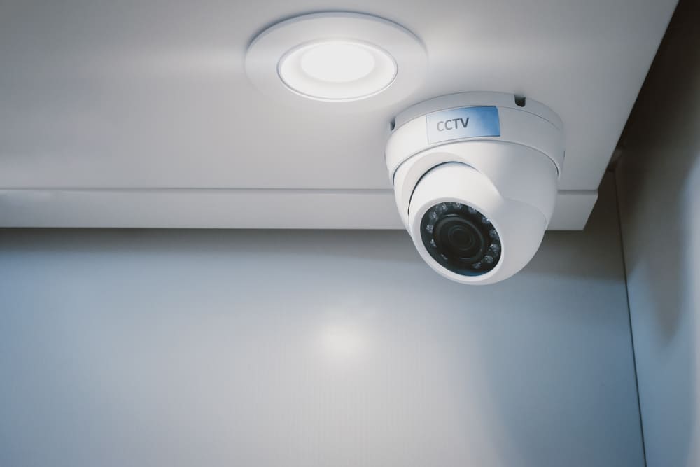 7 Rekomendasi CCTV WiFi untuk Rumah, Toko, dan Kantor 1 rekomendasi-cctv-wifi